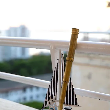 アパート Sunseekers Sky Balcony - Sea View Rooftop In