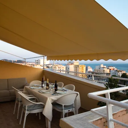 アパート Sunseekers Sky Balcony - Sea View Rooftop In *